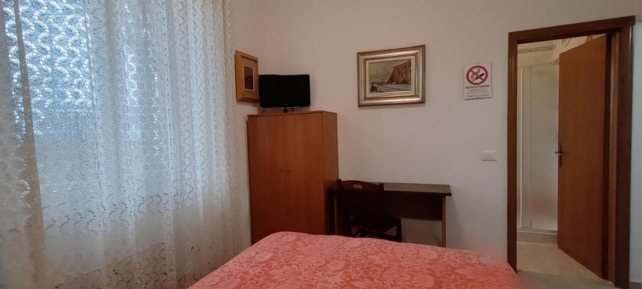 Pisa Central Station Room Rent Екстериор снимка