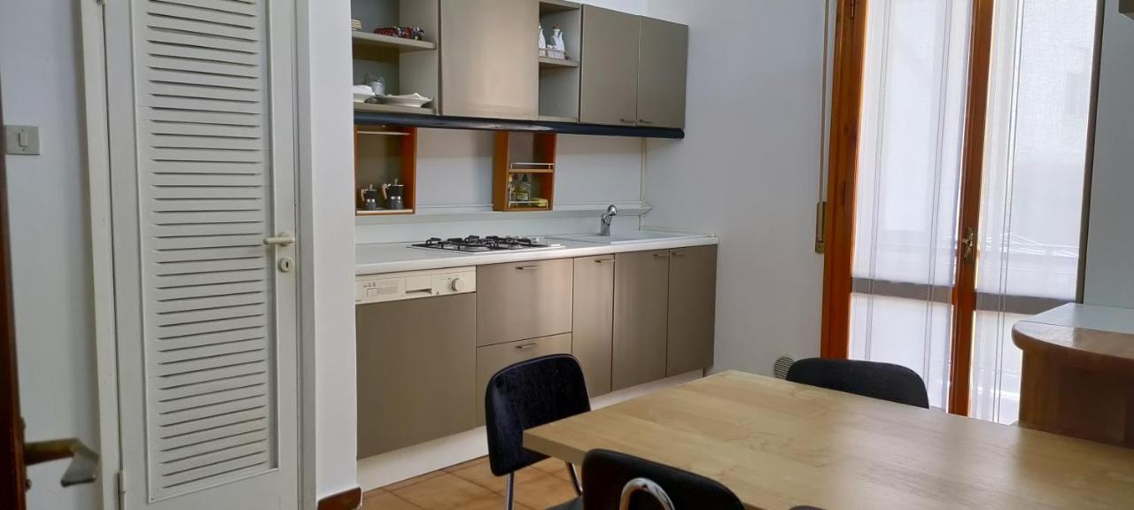 Pisa Central Station Room Rent Екстериор снимка